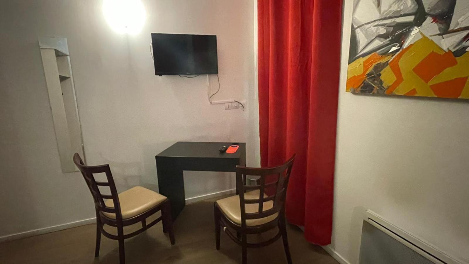 Hotel- Restaurant Le Saint Quentin Kültér fotó
